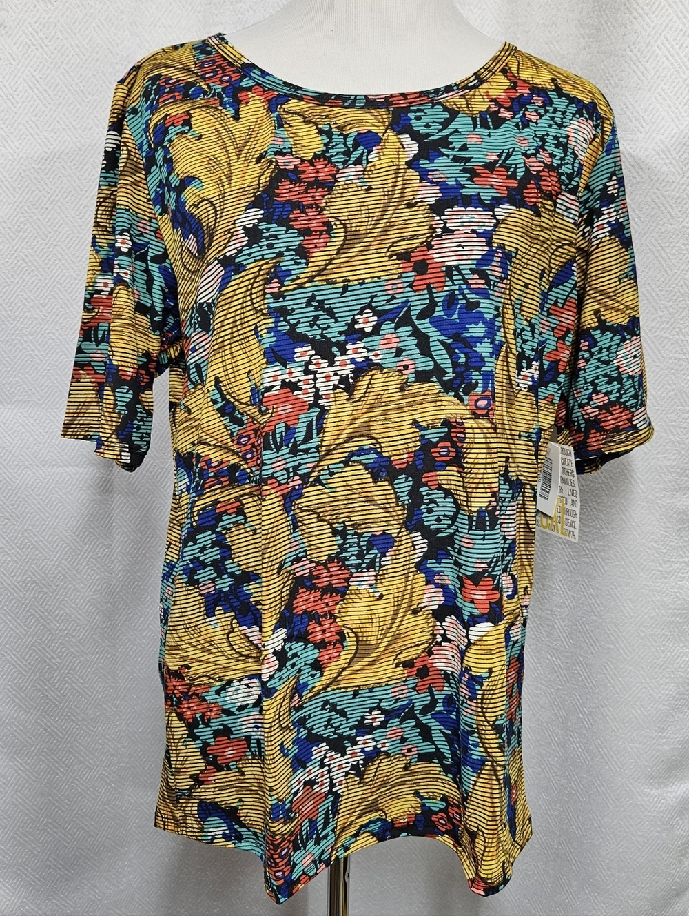 LuLaRoe Gigi T Shirt 3XL Multicolor Floral Leaf Print Top Yellow Teal Blue Coral